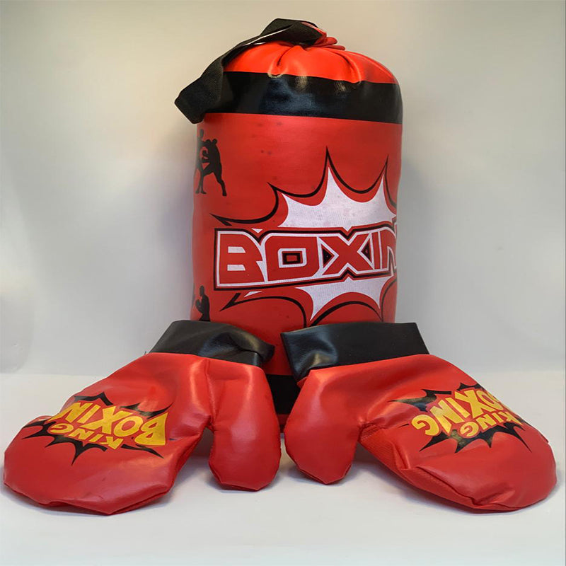 Boxeur enfants avec gants